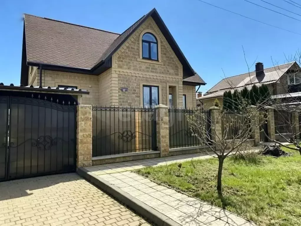 Дом в Белгородская область, Белгород ул. Имени Раздобаркина, 55 (263 ... - Фото 1