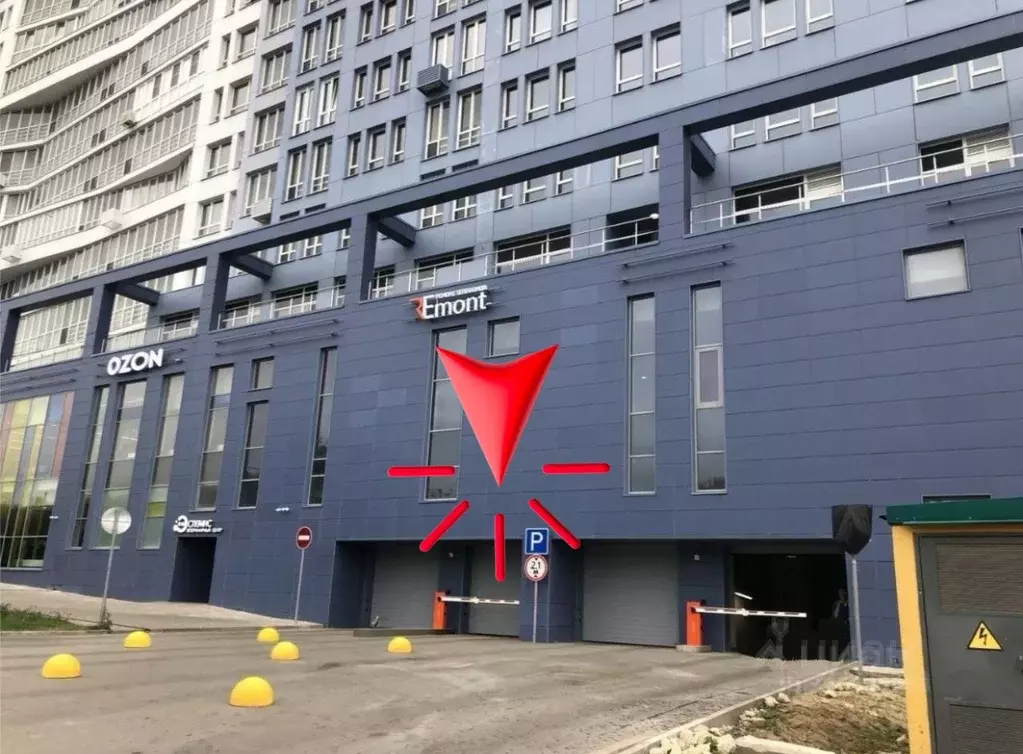 Гараж в Москва Карамышевская наб., 2А (10 м) - Фото 1