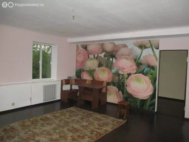 Дом в посёлок Чистоозёрный, Стадионная улица (200 м) - Фото 1