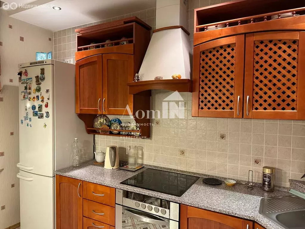 3-комнатная квартира: Санкт-Петербург, проспект Энгельса, 93 (84 м) - Фото 2