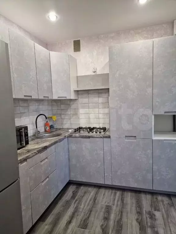 2-к. квартира, 46 м, 1/9 эт. - Фото 0