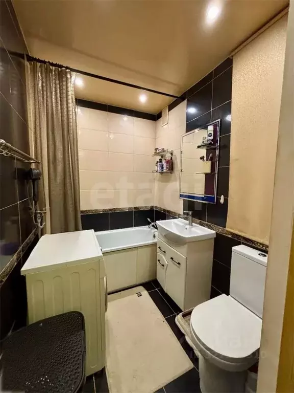 3-к кв. Калмыкия, Элиста 1-й мкр, 18 (54.7 м) - Фото 1