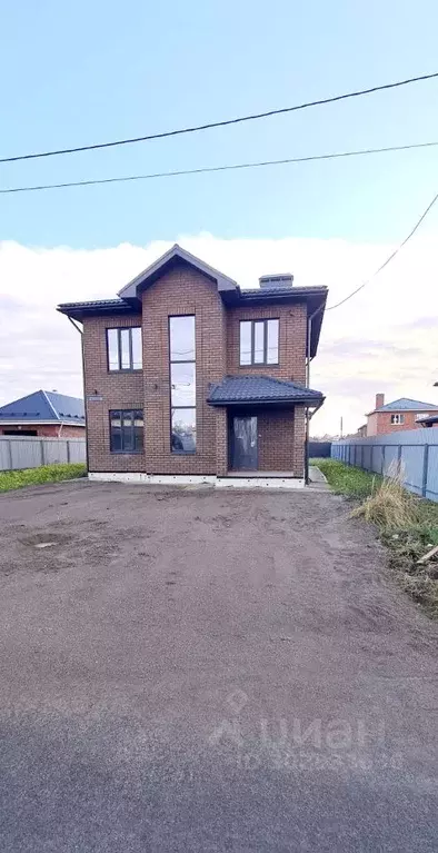 Дом в Татарстан, Лаишевский район, Песчано-Ковалинское с/пос, с. ... - Фото 1