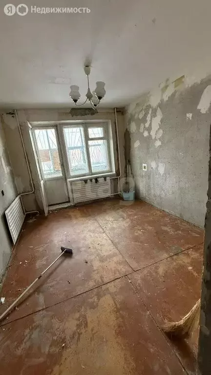 3-комнатная квартира: Курган, жилой район Заозёрный, 3-й микрорайон, ... - Фото 2