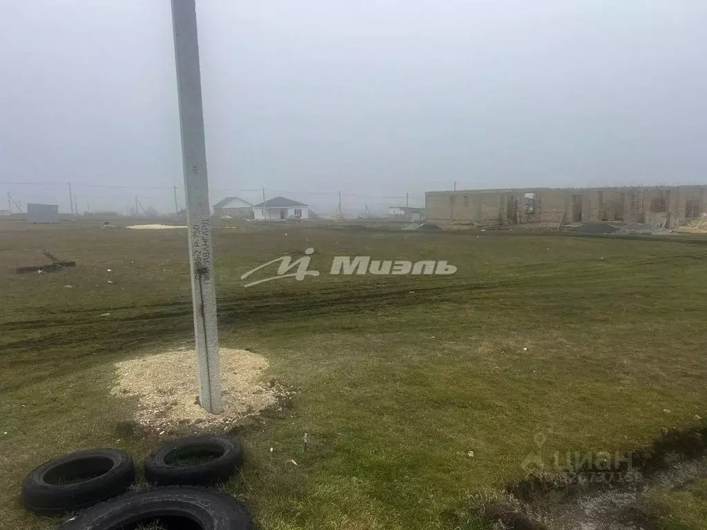 Участок в Крым, Симферопольский район, с. Трудовое ул. 65-летия Победы ... - Фото 1