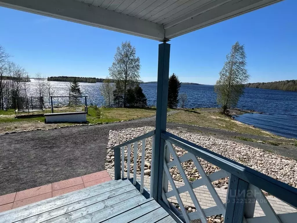 Дом в Карелия, Пряжинский район, с. Ведлозеро Промышленная ул., 49Б ... - Фото 1