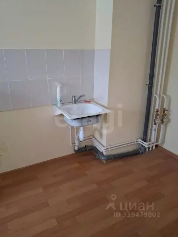 2-к кв. Саратовская область, Саратов проезд 2-й Азовский, 28 (60.0 м) - Фото 1