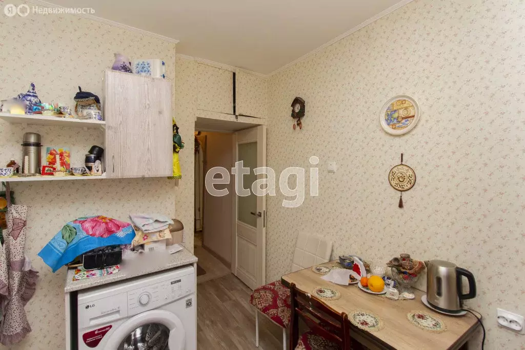 1-комнатная квартира: Тюмень, улица Домостроителей, 6А (37 м) - Фото 2