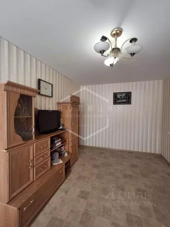 2-к кв. Калининградская область, Калининград просп. Калинина, 63 (44.6 ... - Фото 1