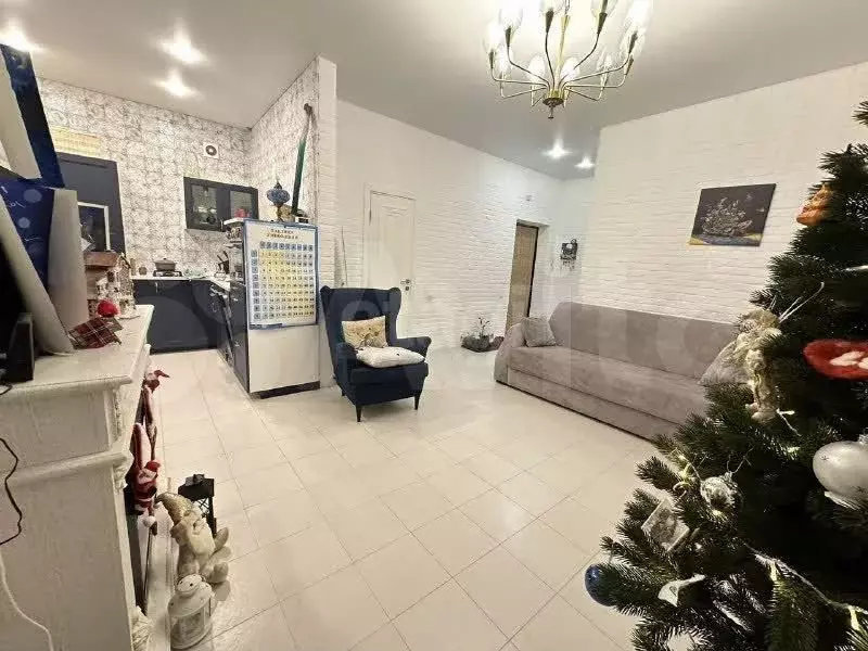 3-к. квартира, 63 м, 3/3 эт. - Фото 1