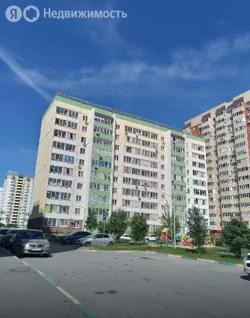 3-комнатная квартира: Тюмень, улица Мебельщиков, 4 (65.5 м) - Фото 1
