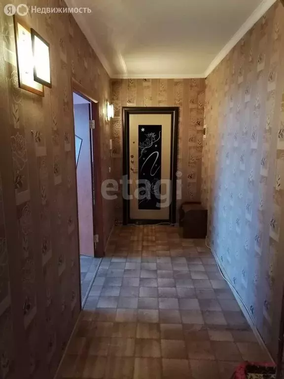 3-комнатная квартира: Прокопьевск, улица Гайдара, 50 (63.7 м) - Фото 0