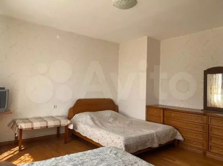 Комната 20 м в 2-к., 2/2 эт. - Фото 1