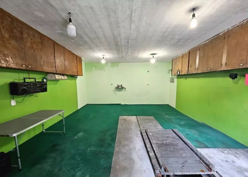 Гараж в Ханты-Мансийский АО, Ханты-Мансийск ул. Гагарина, 123 (28 м) - Фото 1
