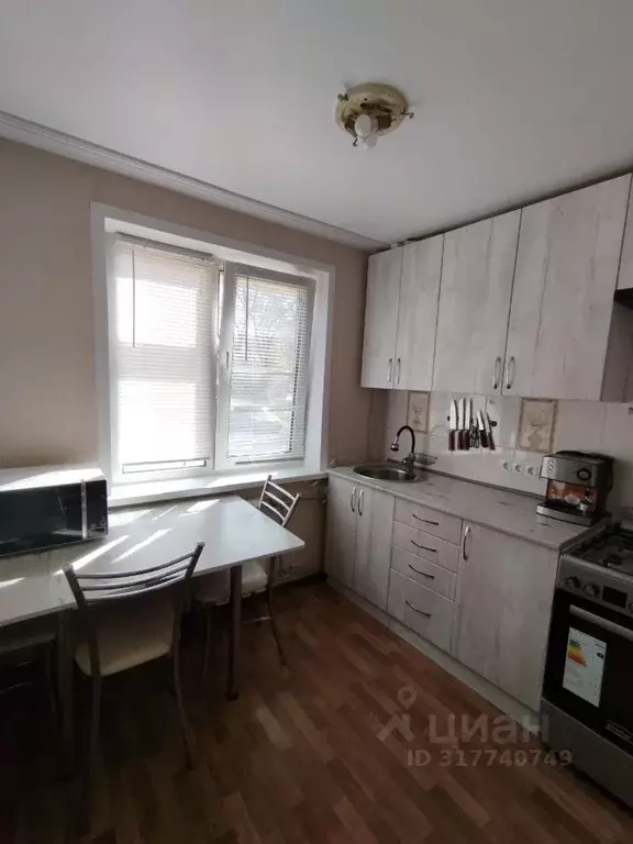 2-к кв. Алтайский край, Барнаул ул. Глушкова, 35 (43.5 м) - Фото 1