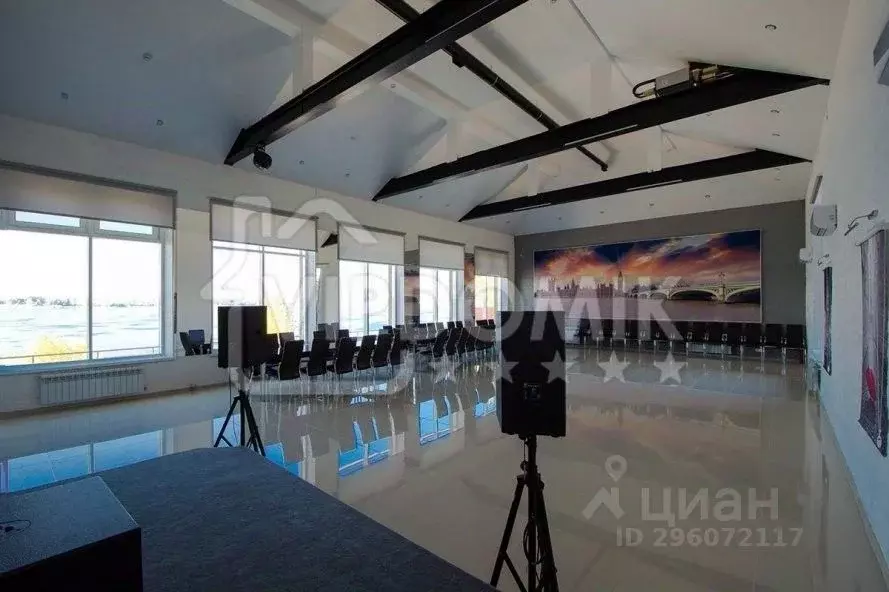 Дом в Новосибирская область, Новосибирск Обская ул. (600 м) - Фото 2