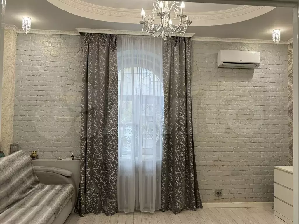 3-к. квартира, 60м, 1/4эт. - Фото 0