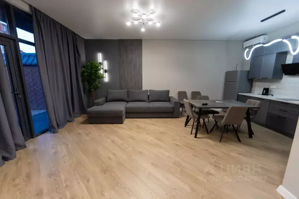 Дом в Дагестан, Избербаш ул. Папанина Ивана Дмитриевича, 33 (100 м) - Фото 1