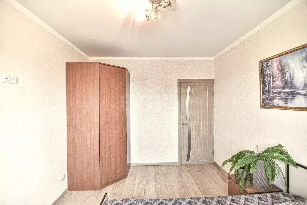 3-к кв. Сахалинская область, Южно-Сахалинск Крайняя ул., 35 (57.6 м) - Фото 1