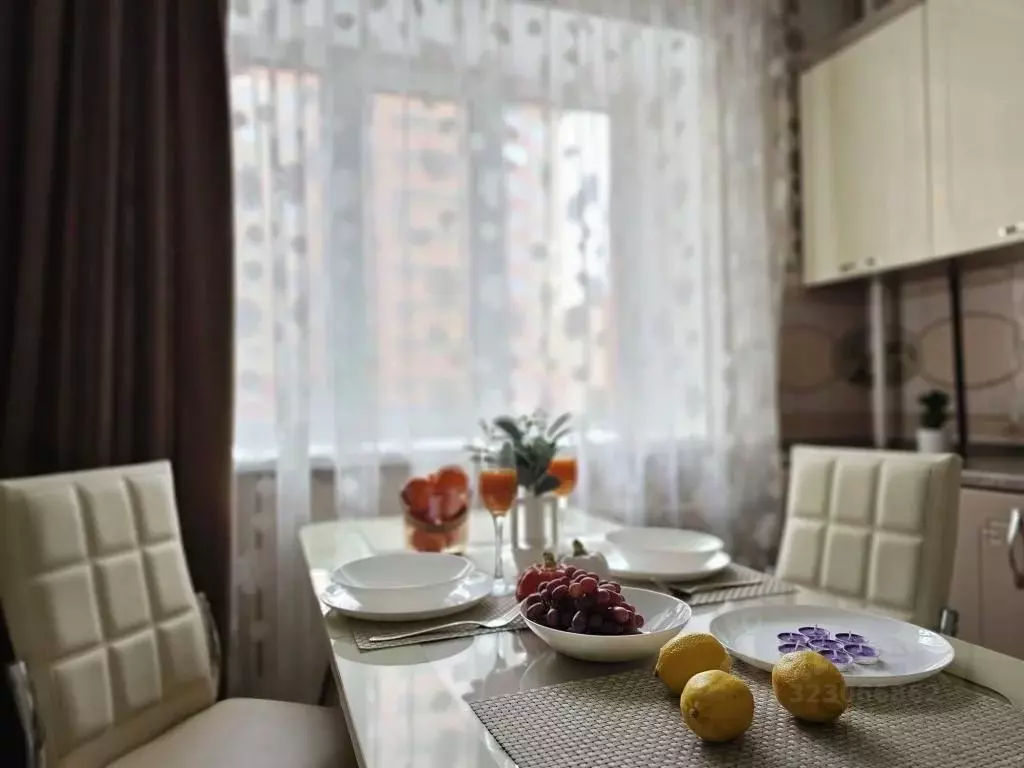 1-к кв. Вологодская область, Череповец просп. Шекснинский, 16 (49.0 м) - Фото 1