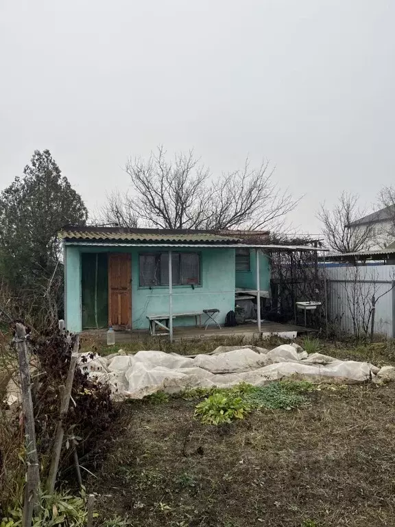 Дом в Волгоградская область, Волжский Энергоцентр СНТ, ул. 9-я (15 м) - Фото 1