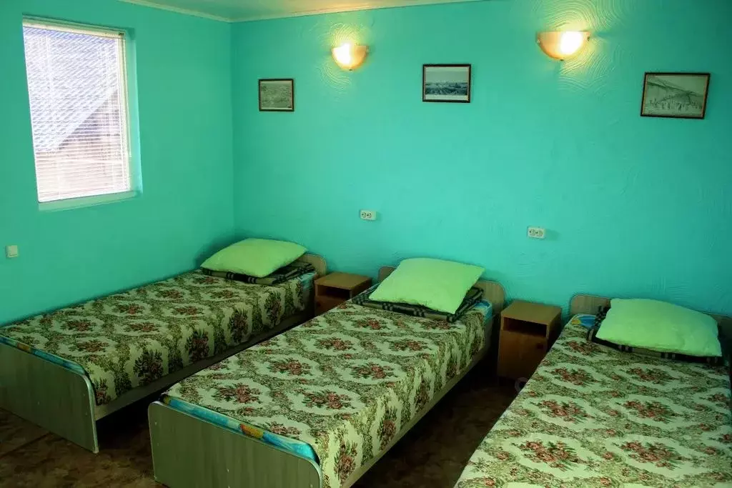 Комната Оренбургская область, Соль-Илецк Пригородная ул., 48 - Фото 0