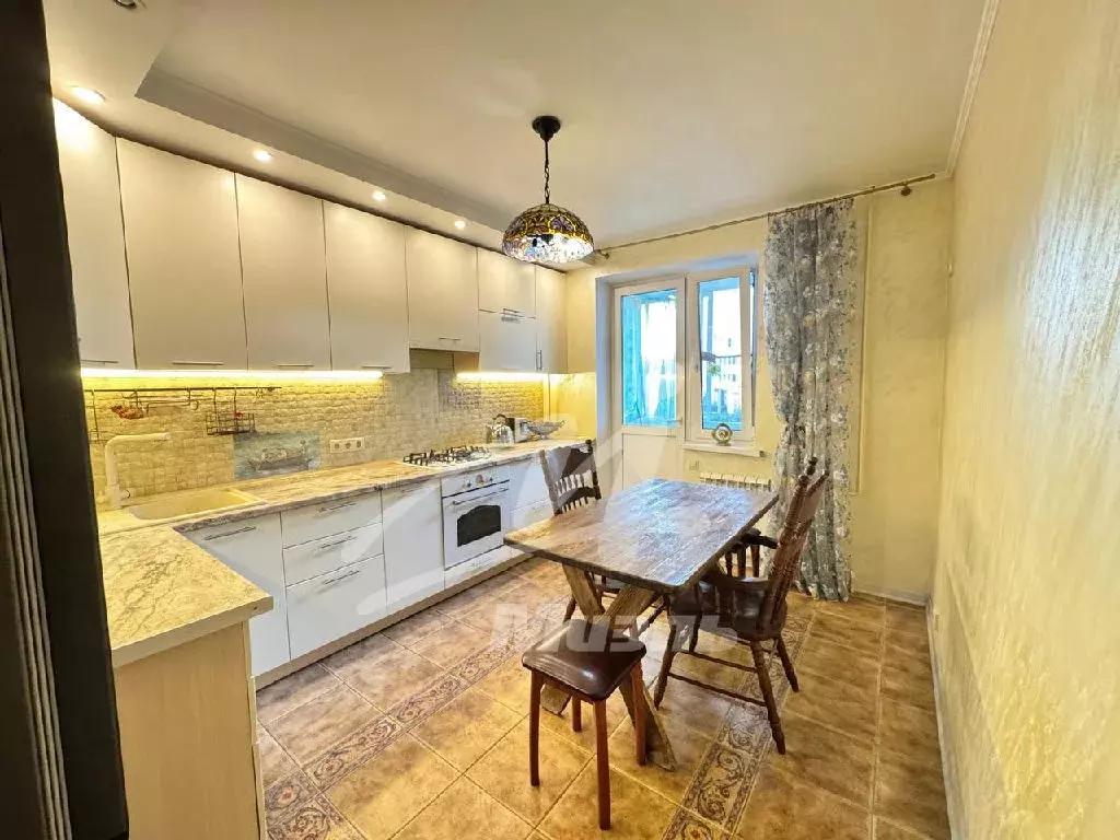 Продается 3-комнатная квартира - Фото 2