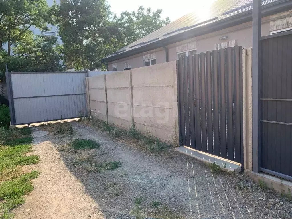 Таунхаус в Адыгея, Майкоп городской округ, пос. Западный ул. Солнечная ... - Фото 2