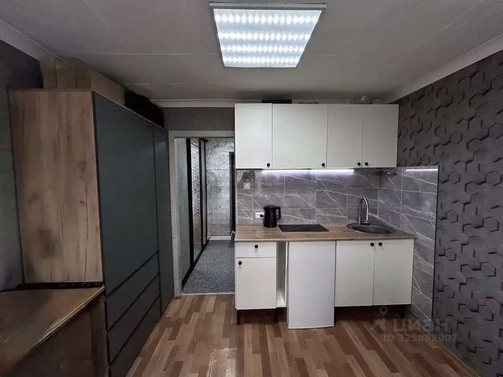 Студия Иркутская область, Иркутск Сибирская ул., 27 (18.6 м) - Фото 1