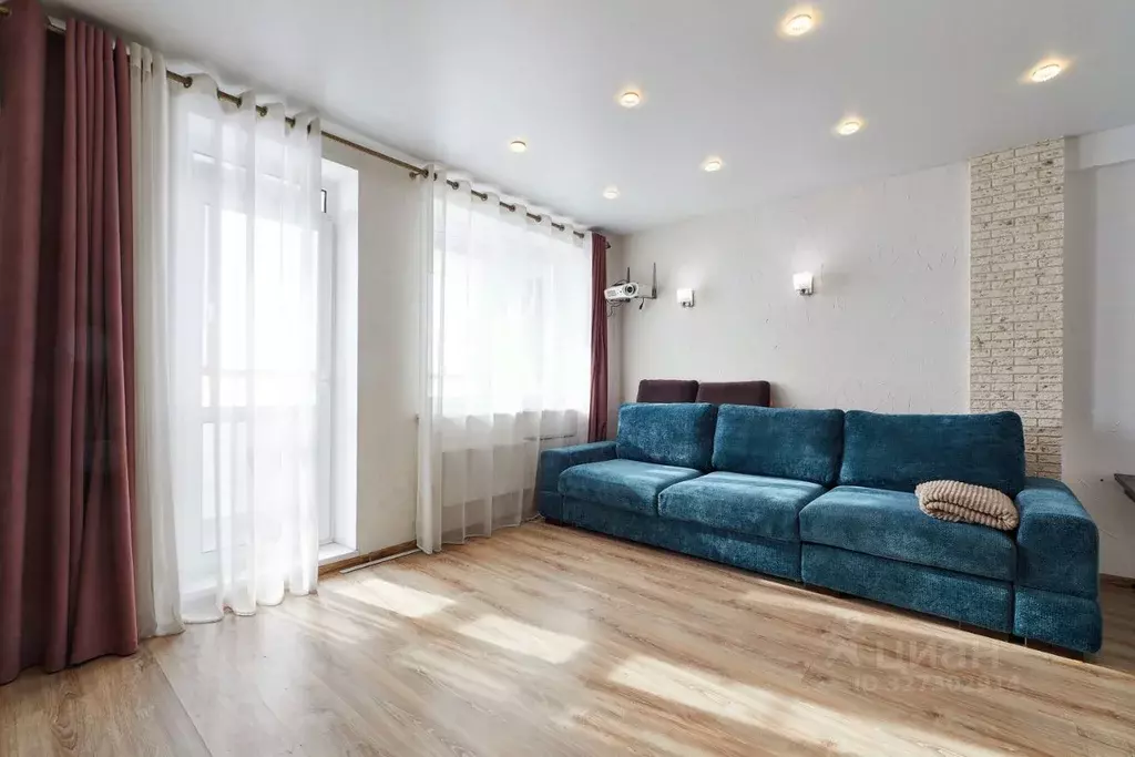 Студия Челябинская область, Челябинск ул. Гагарина, 66 (33.6 м) - Фото 1