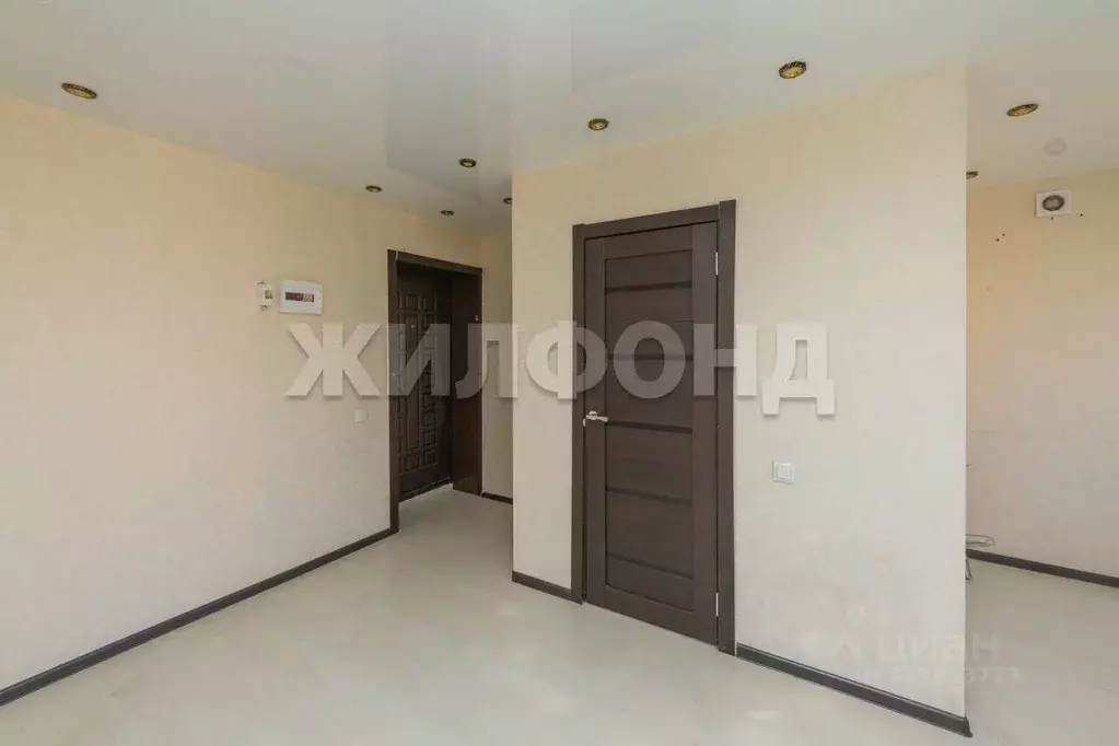 Студия Алтайский край, Барнаул просп. Ленина, 27 (41.7 м) - Фото 1