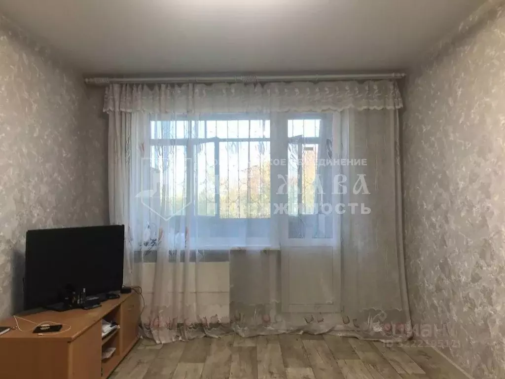 2-к кв. Кемеровская область, Юрга Фестивальная ул., 12 (42.6 м) - Фото 1