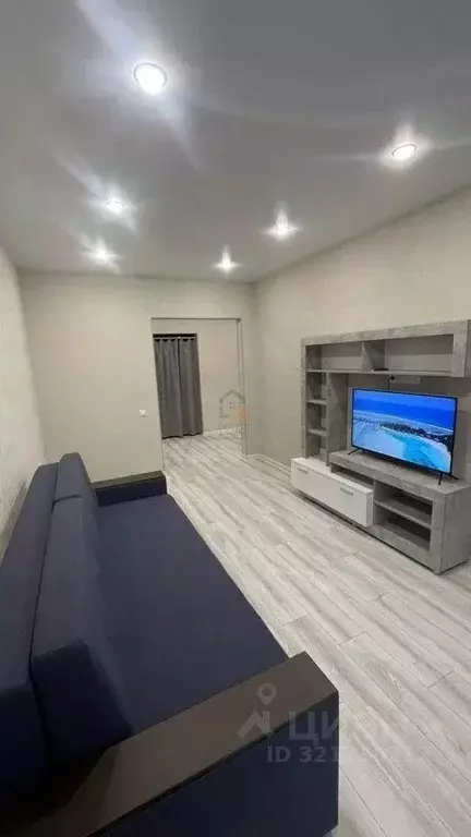 1-к кв. Татарстан, Казань ул. Аделя Кутуя, 110 (40.0 м) - Фото 0