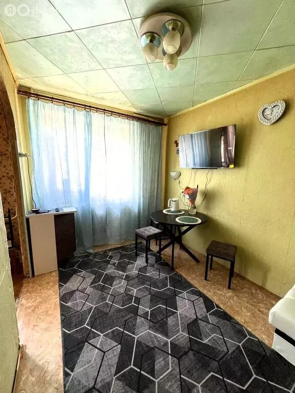 3-комнатная квартира: Кировск, Комсомольская улица, 5 (58.1 м) - Фото 1