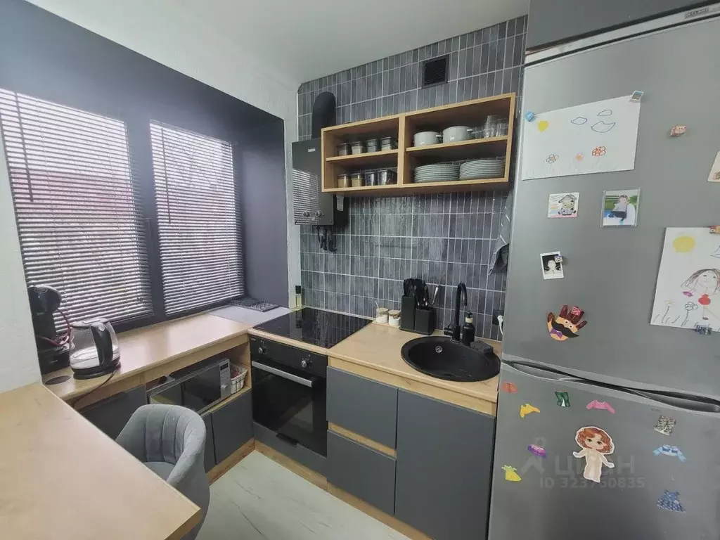 3-к кв. Брянская область, Навля рп пер. Дмитрия Емлютина, 2 (41.6 м) - Фото 1