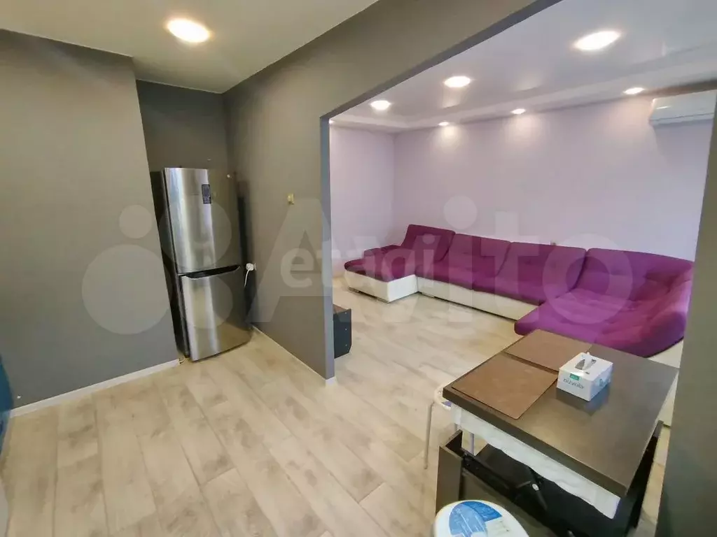 2-к. квартира, 52 м, 2/9 эт. - Фото 1