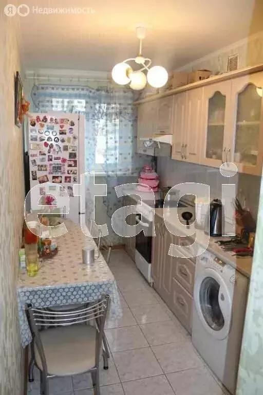 2-комнатная квартира: Тюмень, улица Монтажников, 14 (44.8 м) - Фото 2