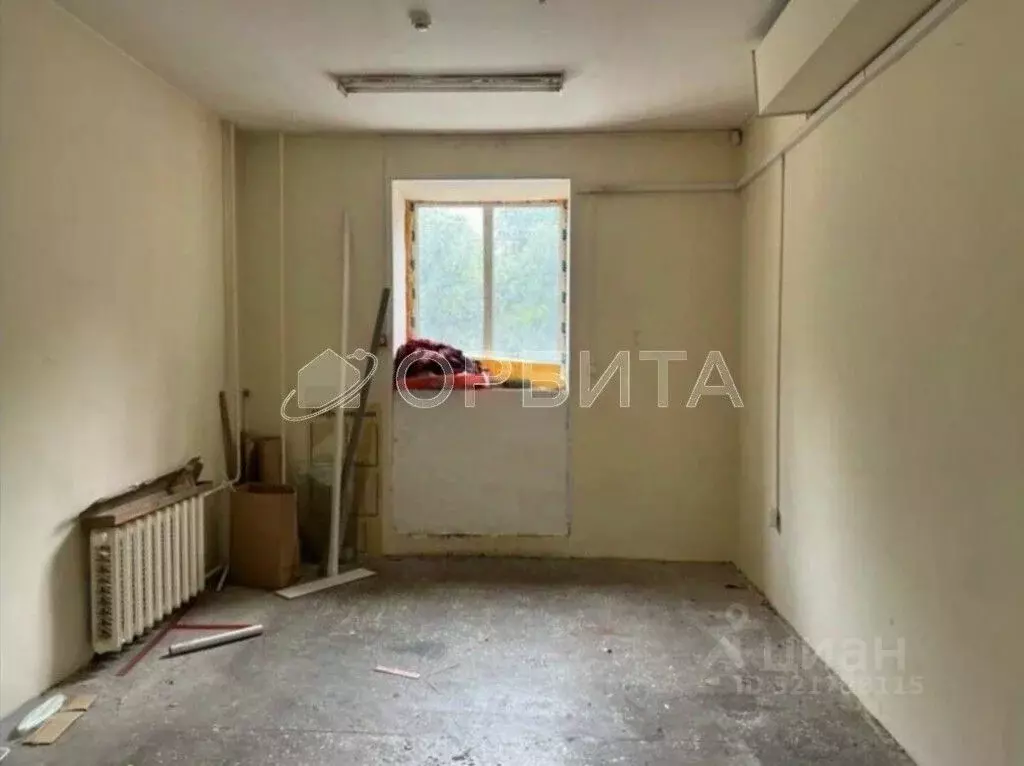 Помещение свободного назначения в Тюменская область, Тюмень ул. ... - Фото 1