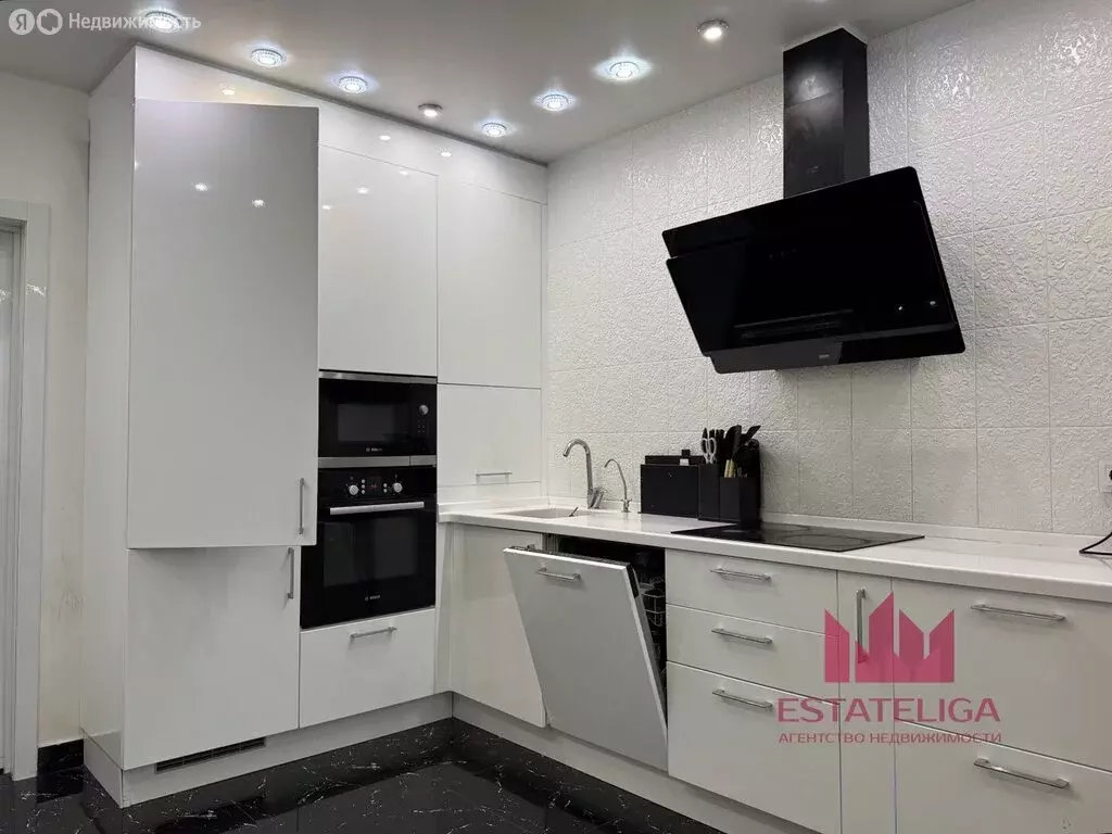 3-комнатная квартира: Москва, Боровское шоссе, 2Ак4 (88.3 м) - Фото 1