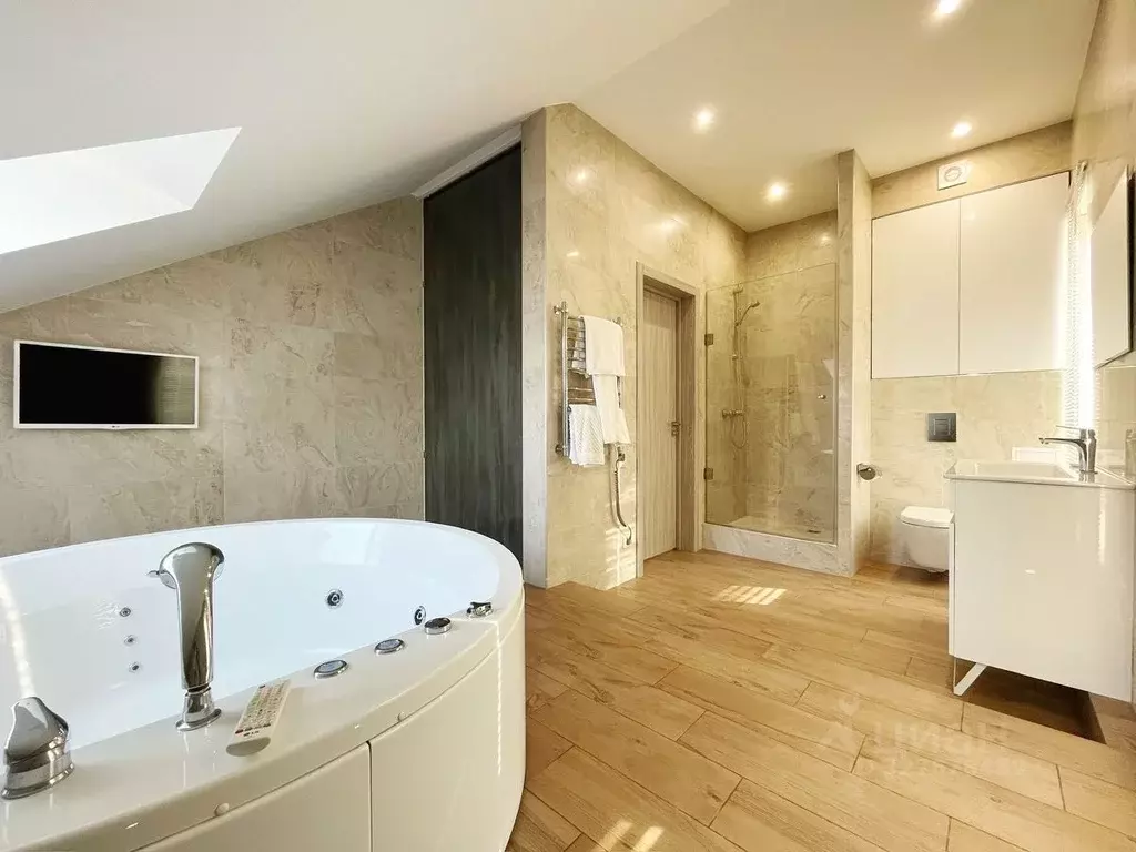 2-к кв. Татарстан, Казань ул. Баумана, 36 (75.0 м) - Фото 2