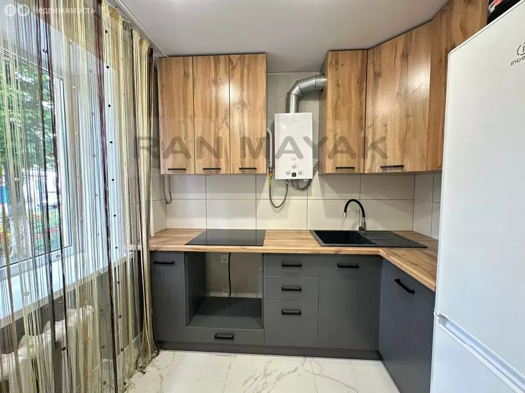 2-комнатная квартира: Майкоп, улица Жуковского, 55 (42.4 м) - Фото 1