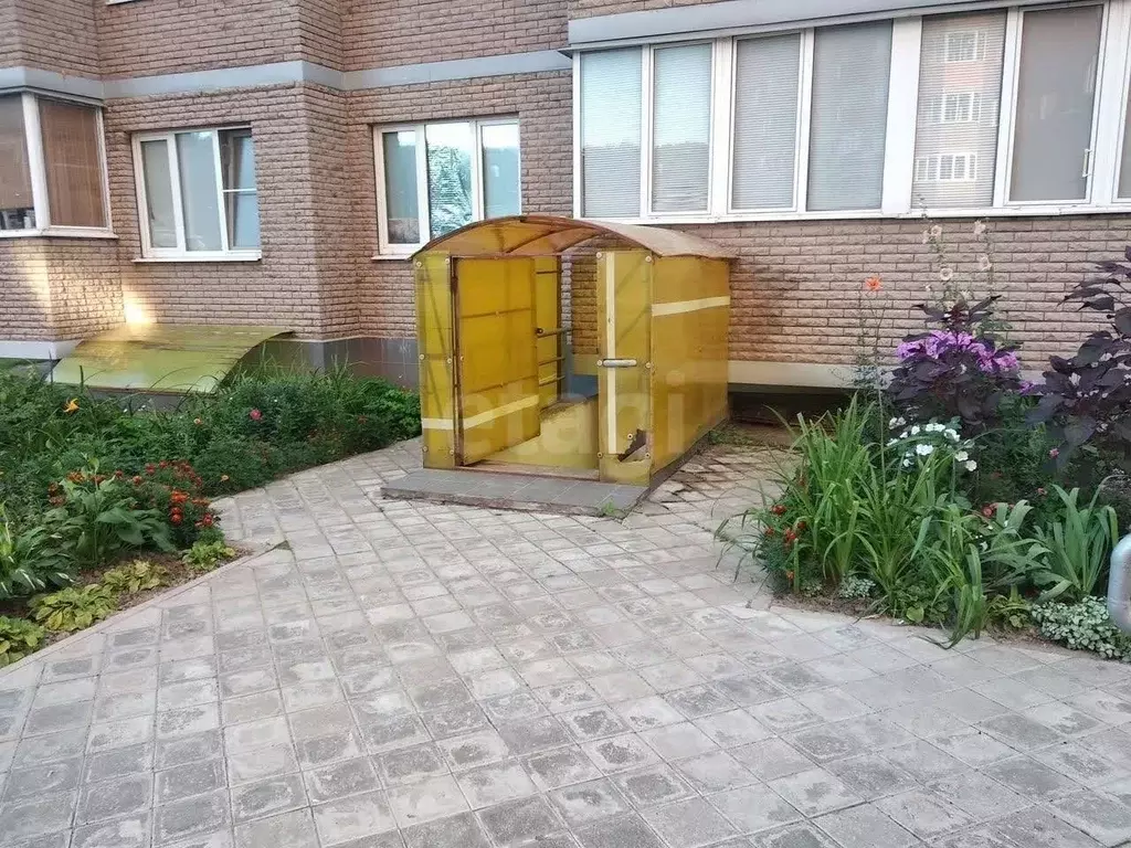 Помещение свободного назначения в Калужская область, Калуга ул. 65 лет ... - Фото 1