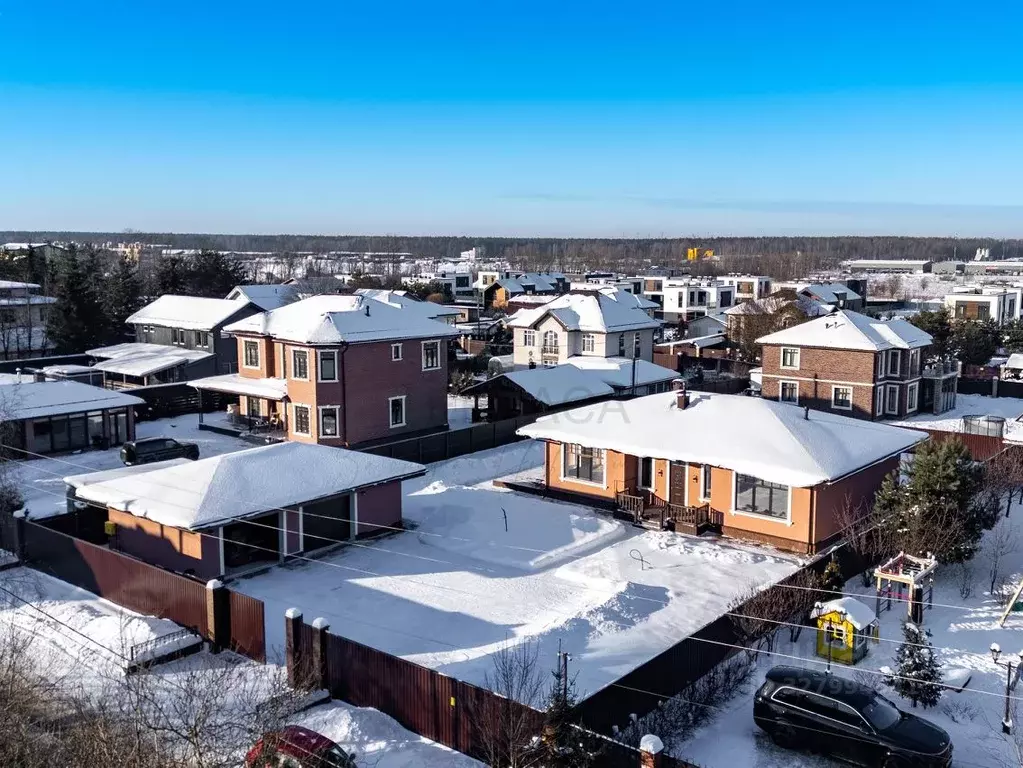 Дом в Ленинградская область, Ломоносовский район, Аннинское городское ... - Фото 1