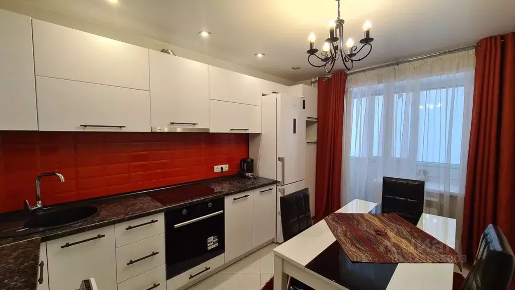 1-к кв. Саратовская область, Саратов Университетская ул., 59Ак1 (50.0 ... - Фото 2