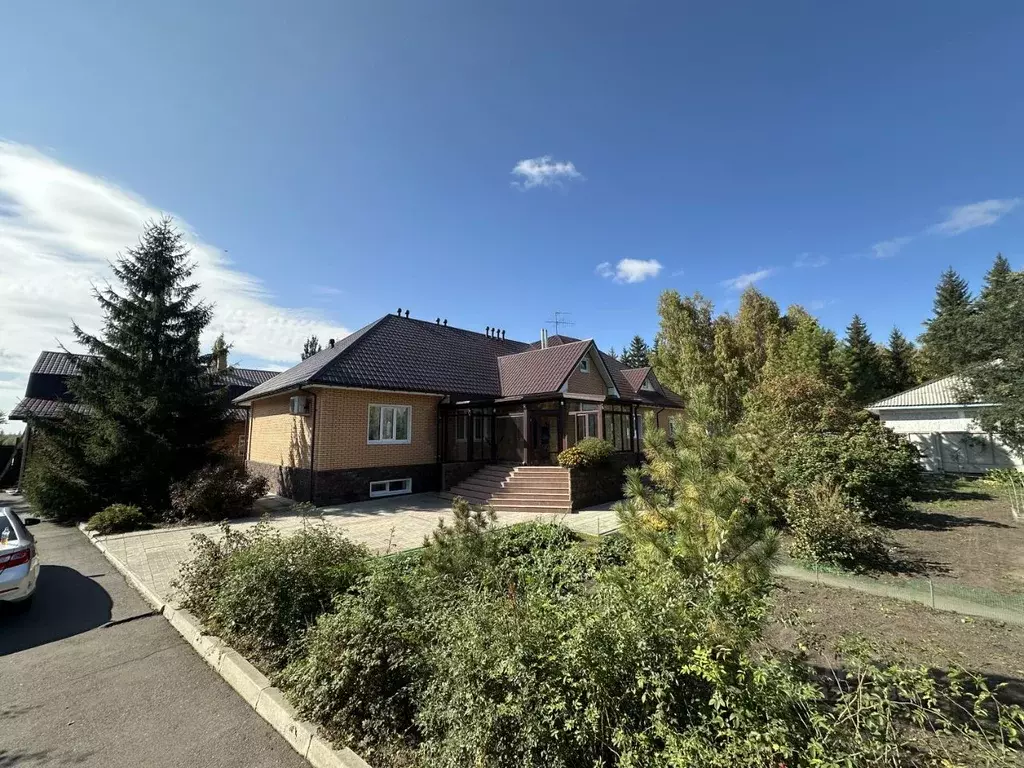 Коттедж в Омская область, Омский район, с. Розовка ул. Черлакская, 2А ... - Фото 1