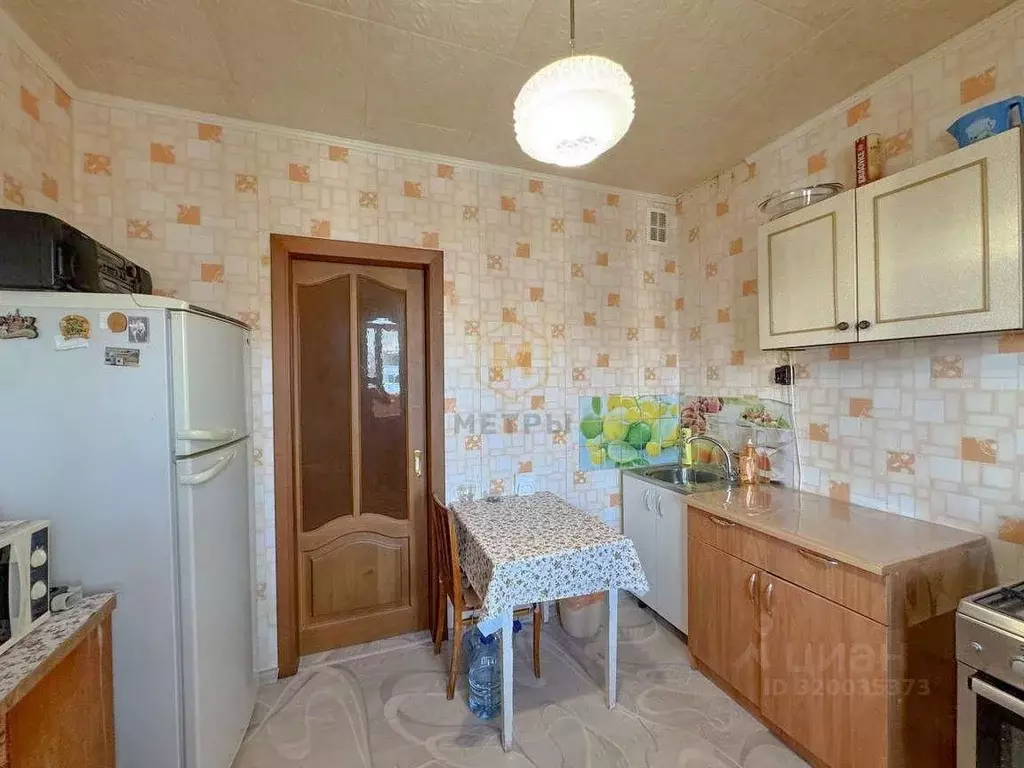 3-к кв. Белгородская область, Белгород ул. Есенина, 40 (68.9 м) - Фото 1