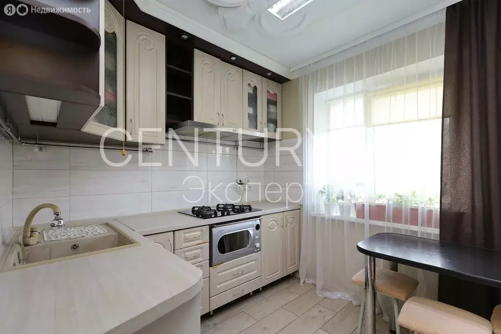 2-комнатная квартира: Калининград, Тбилисская улица, 3 (50.1 м) - Фото 0