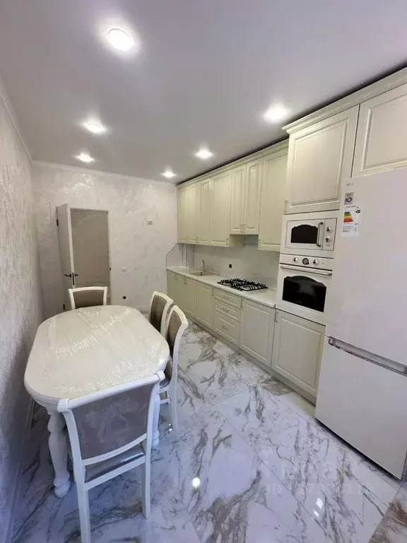 2-к кв. Северная Осетия, Владикавказ ул. Билара Кабалоева, 8 (78.0 м) - Фото 1