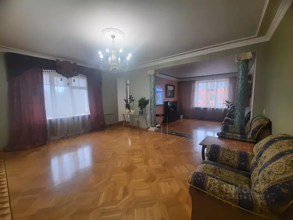 3-к кв. Курская область, Курск ул. Горького, 51 (147.6 м) - Фото 2