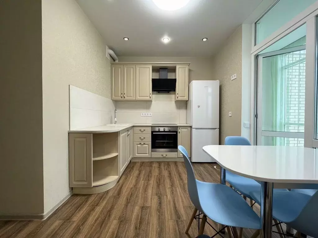 1-к кв. Краснодарский край, Новороссийск просп. Ленина, 95Д (55.0 м) - Фото 0